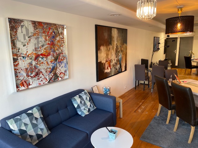 Notre agence : accueil convivial !!! tous nos collaborateurs sont  à votre écoute pour votre futur projet.