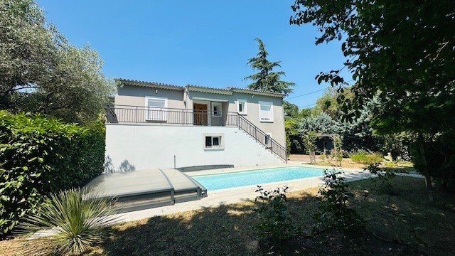 A VENDRE- REF 361-  VAUCLUSE- VAISON LA ROMAINE- 84110-VILLA  156m²- T7 - 5 chambres -AVEC PISCINE 8x 4 GARAGE 34M² TERRAIN 1000M² -459 000 €